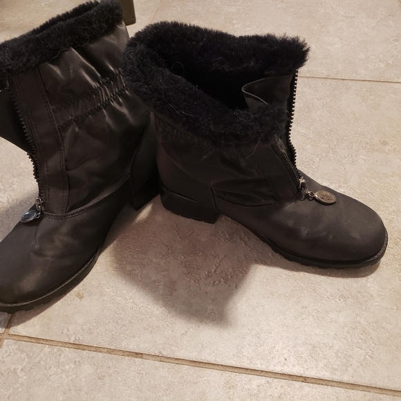 Trotters Black Boots Weatherproof - Picture 7 of 9